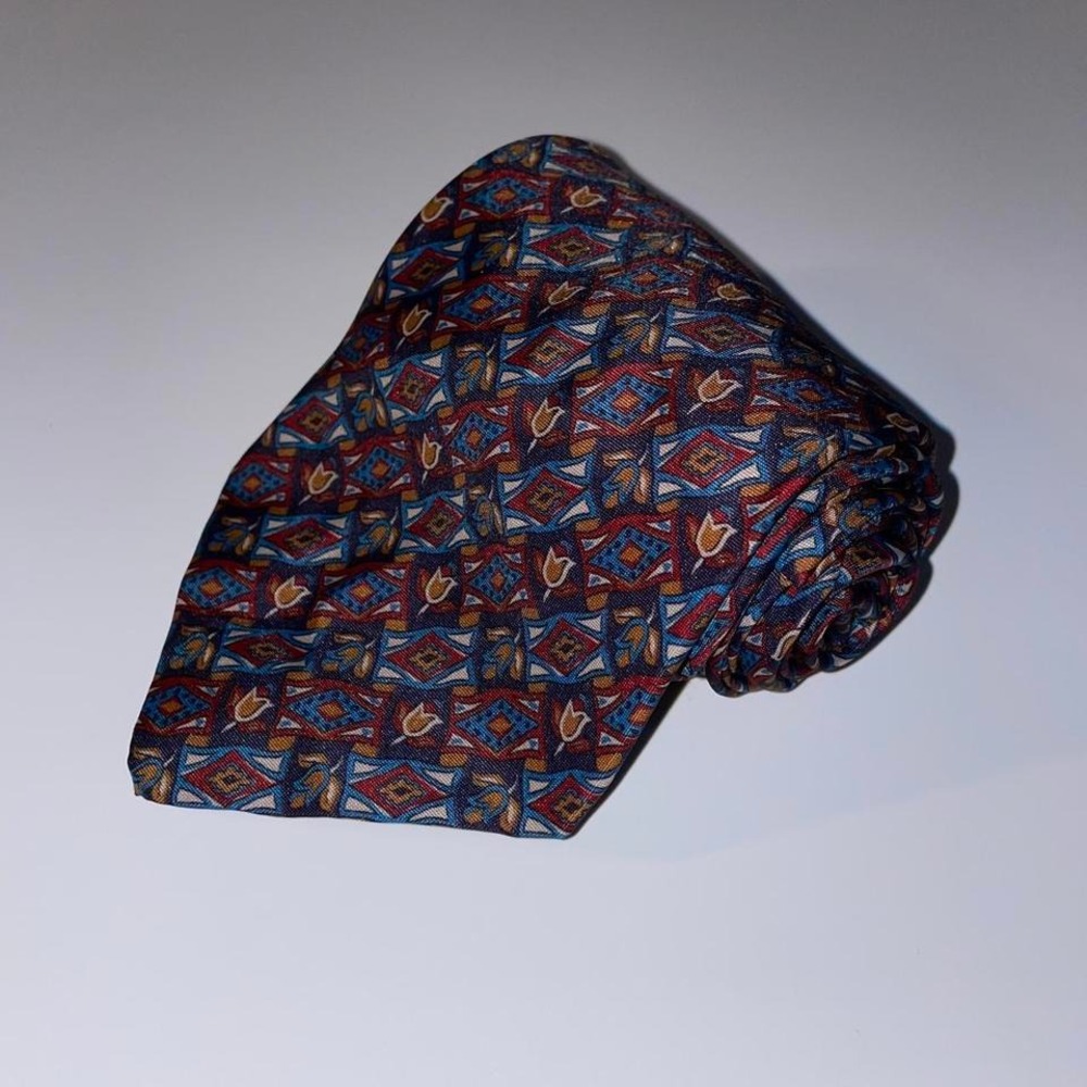 Vtg Essex Row Maroon Multicolored polyester necktie with‎ floral pattern tie